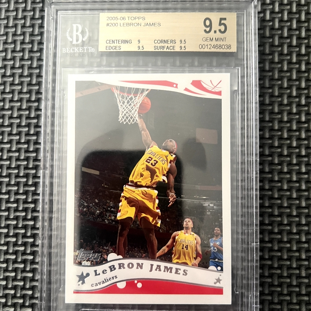 2005 Topps LeBron James  Beckett 9.5